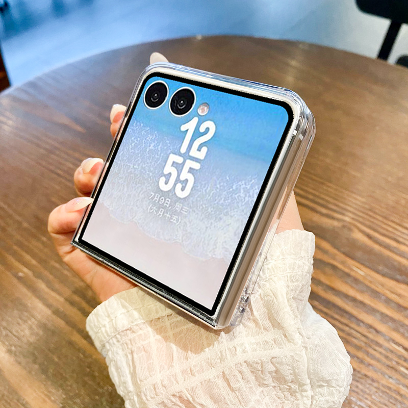 Football Pattern Transparent P – обзор и цена Phone Cases Z Fold 7