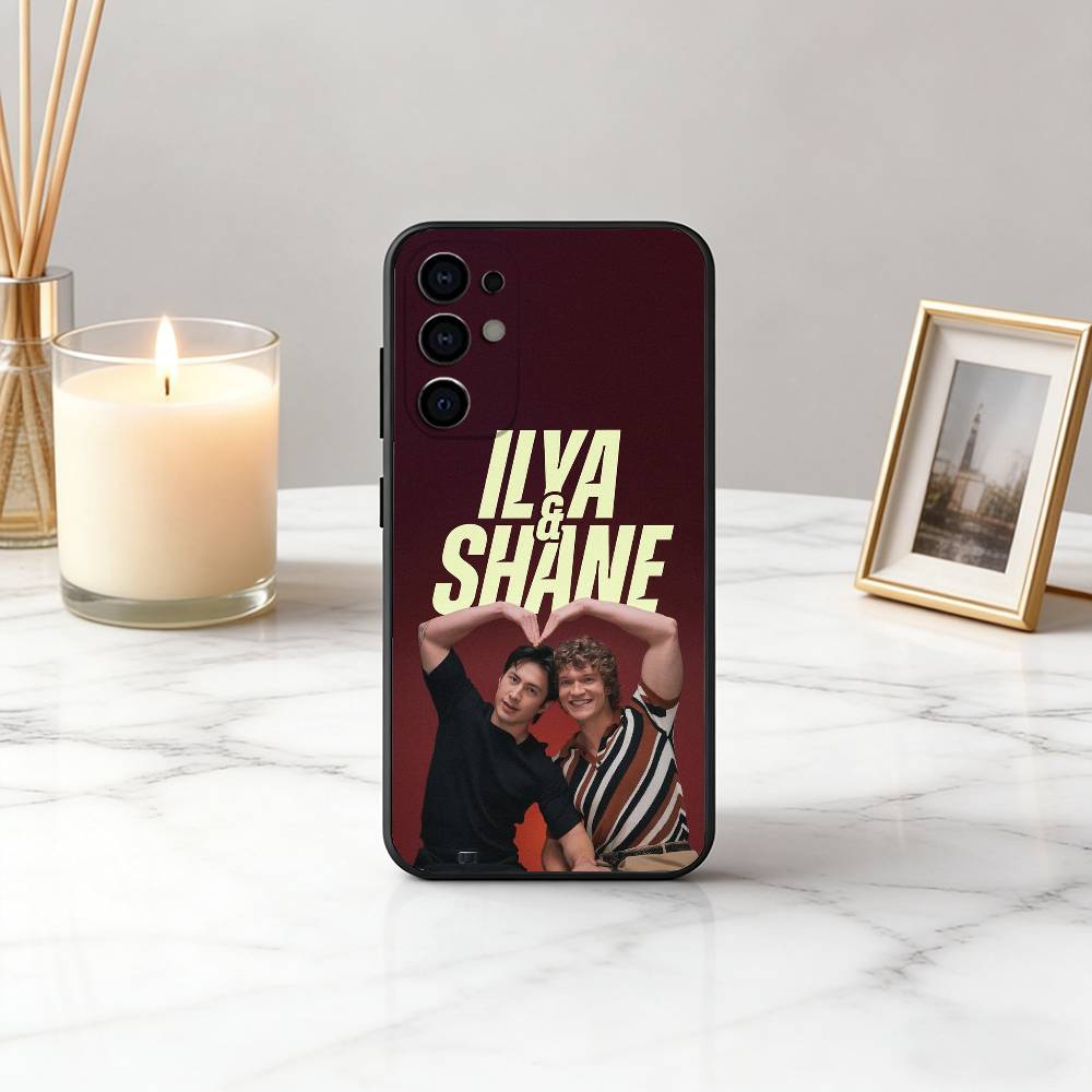 H-Heated Sport R-Rivalry MAN P – обзор и цена Phone Cases H&M